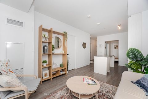 Photo 10 at 723 - 50 George Butchart Drive, CFB, Toronto