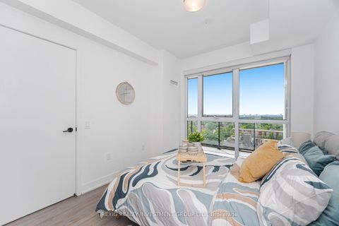Photo 12 at 723 - 50 George Butchart Drive, CFB, Toronto