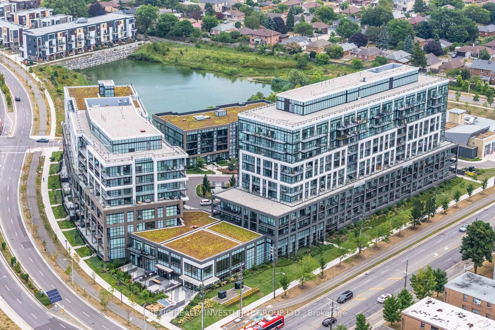 723 - 50 George Butchart Drive, CFB, Toronto 