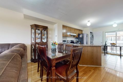 Photo 5 at 107 Torbarrie Road, CFB, Toronto