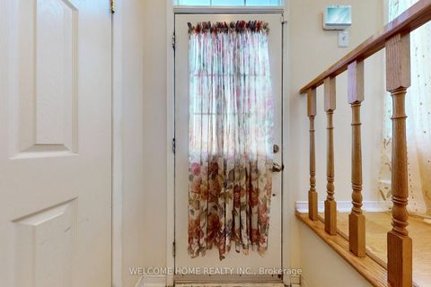 Photo 14 at 107 Torbarrie Road, CFB, Toronto