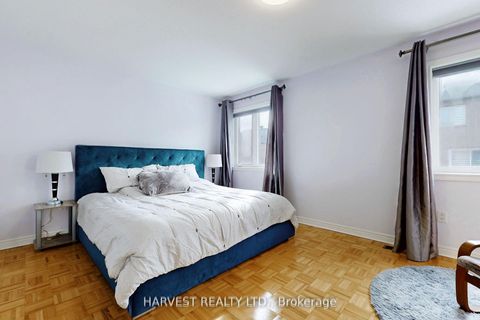 Photo 17 at 34 Ulson Drive, Oak Ridges, Richmond Hill