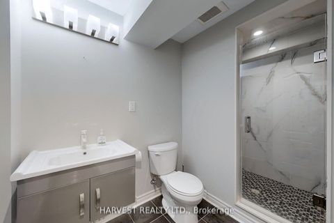 Photo 32 at 34 Ulson Drive, Oak Ridges, Richmond Hill