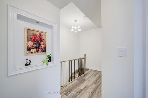 Photo 16 at 18 - 6 Sayers Lane, Oak Ridges, Richmond Hill
