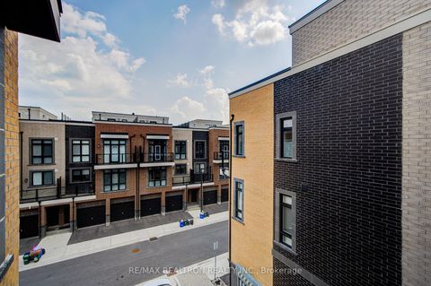 Photo 22 at 18 - 6 Sayers Lane, Oak Ridges, Richmond Hill