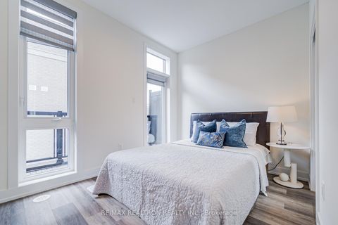Photo 24 at 18 - 6 Sayers Lane, Oak Ridges, Richmond Hill