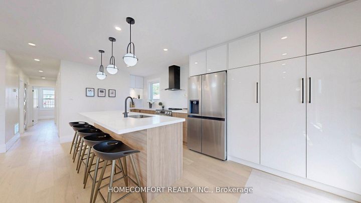 Photo 7 at 34 Crosland Drive, Maryvale, Toronto