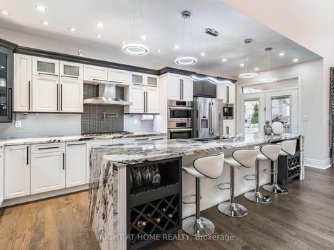 Photo 6 at 3176 Stockdbridge Avenue, BC Bronte Creek, Oakville