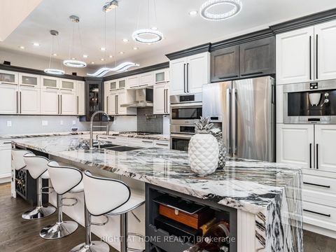 Photo 8 at 3176 Stockdbridge Avenue, BC Bronte Creek, Oakville