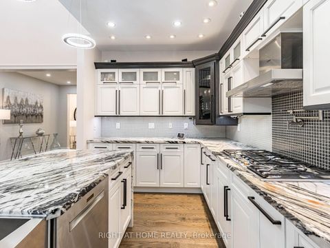 Photo 11 at 3176 Stockdbridge Avenue, BC Bronte Creek, Oakville