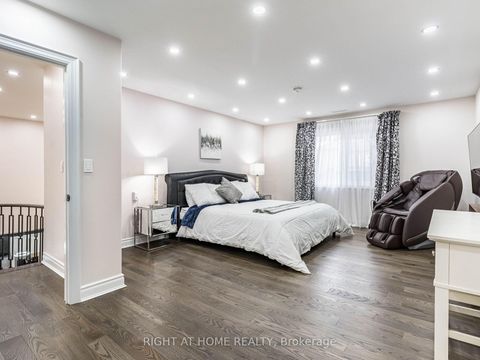 Photo 24 at 3176 Stockdbridge Avenue, BC Bronte Creek, Oakville