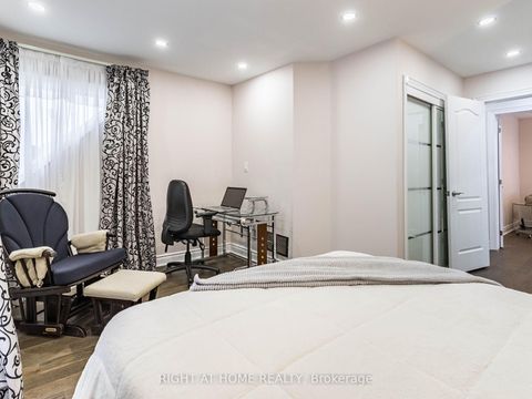 Photo 32 at 3176 Stockdbridge Avenue, BC Bronte Creek, Oakville