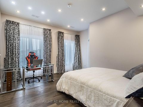 Photo 34 at 3176 Stockdbridge Avenue, BC Bronte Creek, Oakville