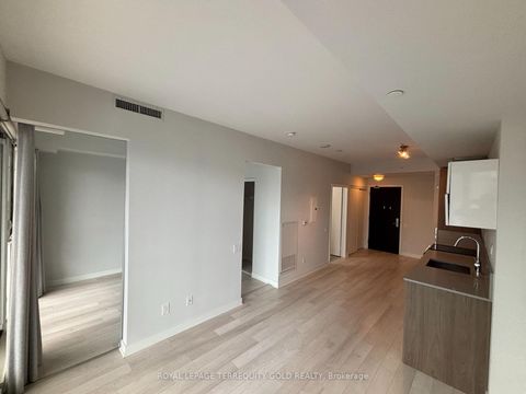 Photo 5 at 1706 - 290 Adelaide Street W, Waterfront Communities C1, Toronto