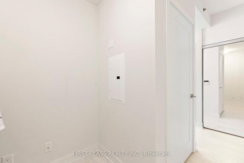 Photo 17 at 2408 - 318 Richmond Street, Waterfront Communities C1, Toronto
