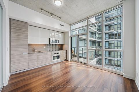 Photo 6 at 1902 - 210 Simcoe Street, Chinatown, Toronto