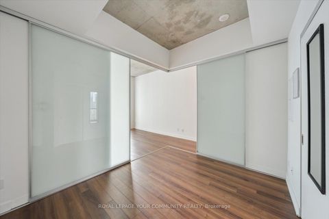 Photo 14 at 1902 - 210 Simcoe Street, Chinatown, Toronto
