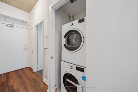 Photo 20 at 1902 - 210 Simcoe Street, Chinatown, Toronto