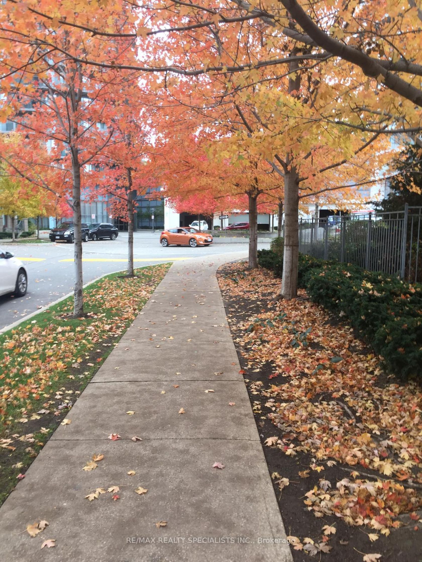 1306 - 70 Absolute Avenue, City Centre, Mississauga by Loree Meneguzzi Real Estate 1306 - 70 Absolute Avenue, City Centre, Mississauga