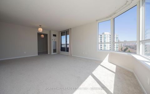 Photo 13 at 709 - 91 Townsgate Drive, Yorkhill, Vaughan