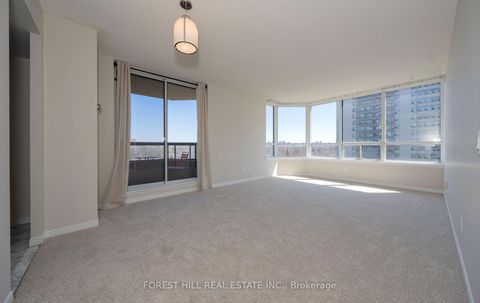 Photo 16 at 709 - 91 Townsgate Drive, Yorkhill, Vaughan