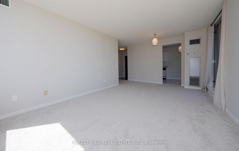 Photo 17 at 709 - 91 Townsgate Drive, Yorkhill, Vaughan