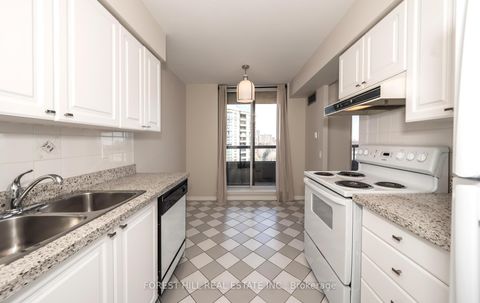 Photo 21 at 709 - 91 Townsgate Drive, Yorkhill, Vaughan