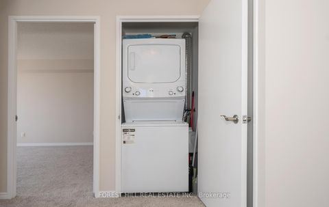 Photo 25 at 709 - 91 Townsgate Drive, Yorkhill, Vaughan