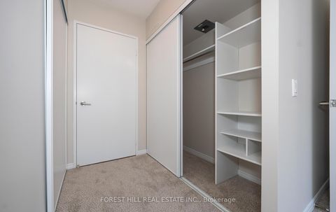 Photo 30 at 709 - 91 Townsgate Drive, Yorkhill, Vaughan
