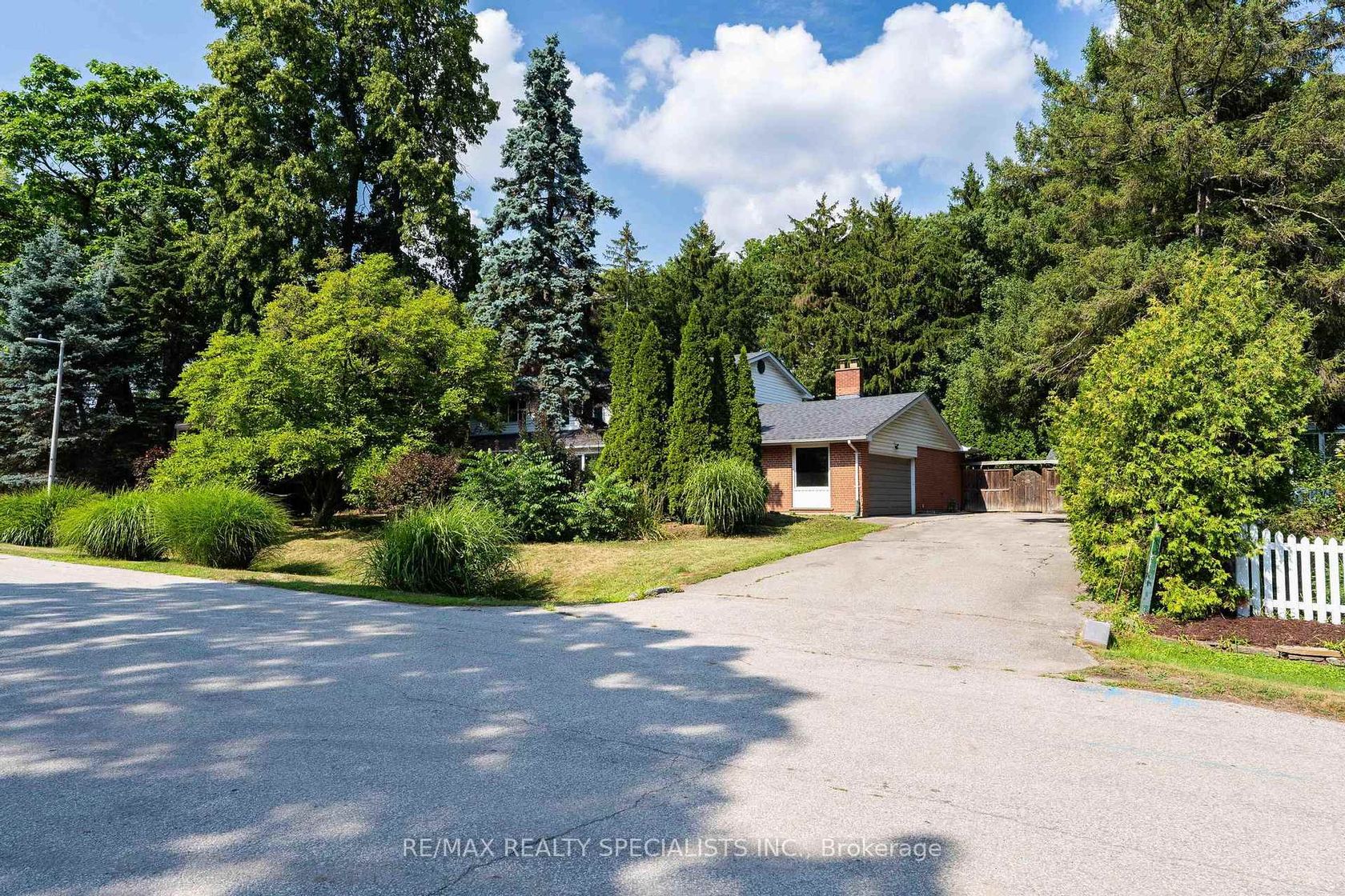 145 Wolfdale Avenue, SW Southwest, Oakville 
