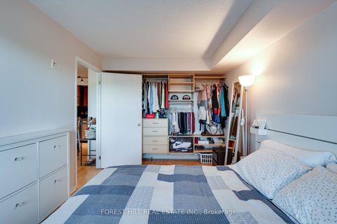 Photo 8 at 301 - 1040 The Queensway Avenue, City Centre West, Toronto