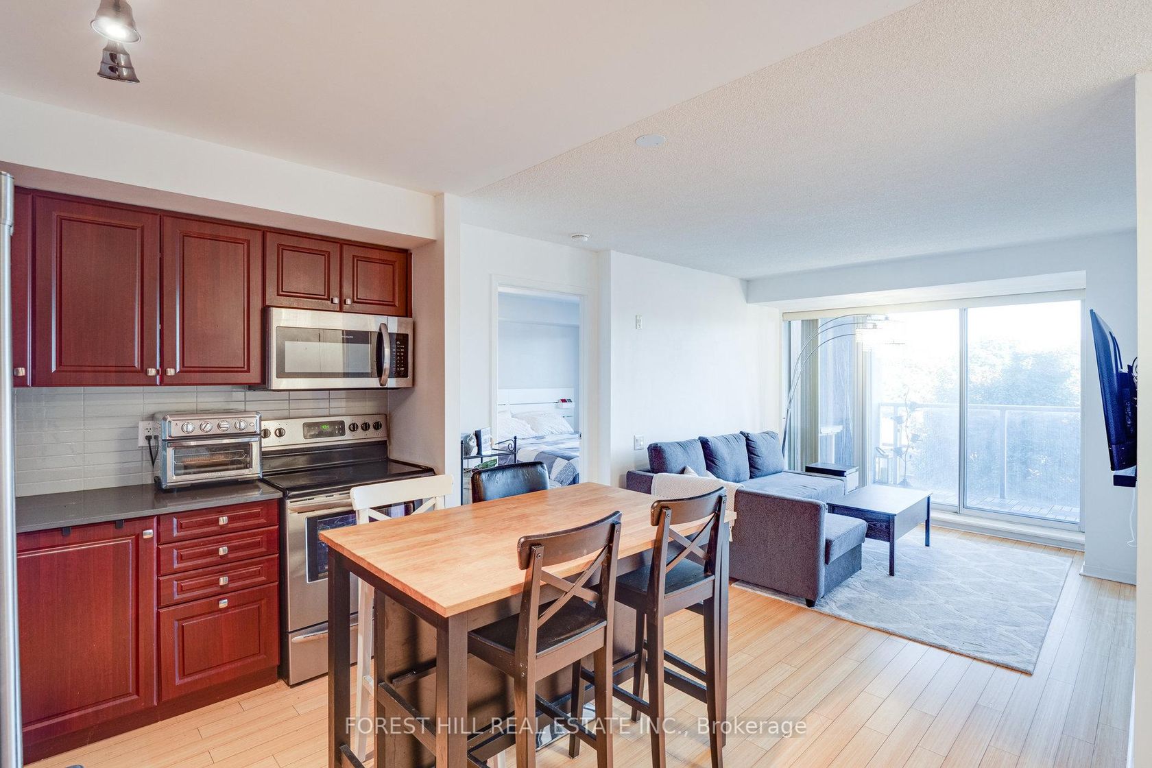 301 - 1040 The Queensway Avenue, City Centre West, Toronto 