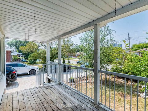 Photo 9 at 135 Kitchener Road, West Hill, Toronto
