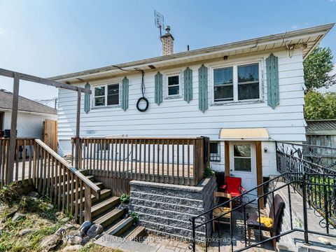 Photo 30 at 135 Kitchener Road, West Hill, Toronto