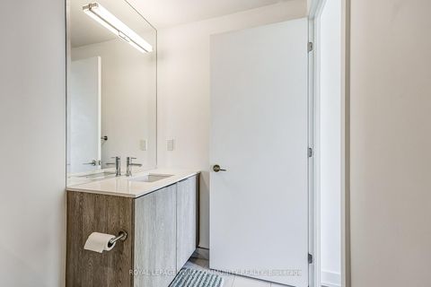 Photo 11 at 1808 - 15 Queens Quay Street E, Waterfront Communities C1, Toronto