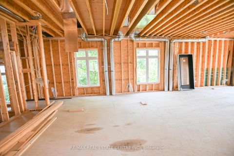 Photo 6 at 26 Rainbow Drive, West Woodbridge, Vaughan