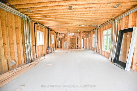 Photo 9 at 26 Rainbow Drive, West Woodbridge, Vaughan