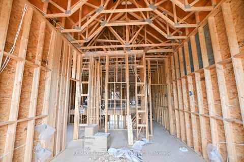 Photo 14 at 26 Rainbow Drive, West Woodbridge, Vaughan