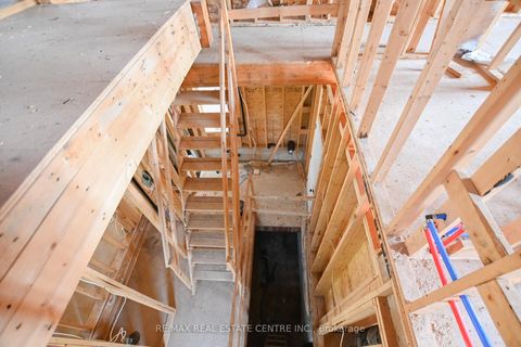 Photo 17 at 26 Rainbow Drive, West Woodbridge, Vaughan