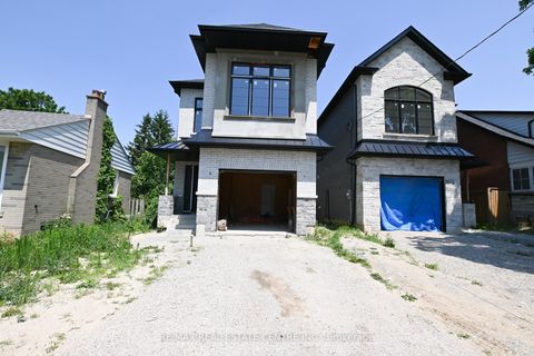 Photo 30 at 26 Rainbow Drive, West Woodbridge, Vaughan