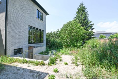 Photo 38 at 26 Rainbow Drive, West Woodbridge, Vaughan