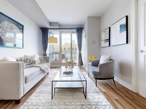 Photo 5 at 509A - 9088 Yonge Street, South Richvale, Richmond Hill