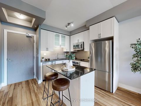 Photo 9 at 509A - 9088 Yonge Street, South Richvale, Richmond Hill