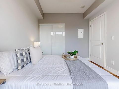 Photo 16 at 509A - 9088 Yonge Street, South Richvale, Richmond Hill