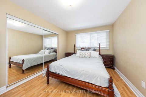 Photo 27 at 214 Vance Drive, BR Bronte, Oakville