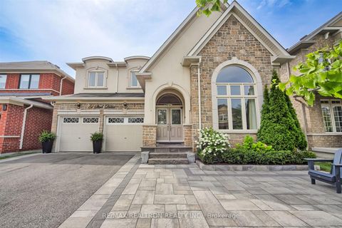 Photo 1 at 51 Steel Drive, Bayview Northeast, Aurora
