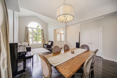 Photo 6 at 51 Steel Drive, Bayview Northeast, Aurora