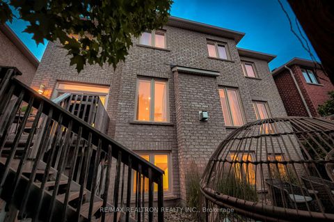 Photo 47 at 51 Steel Drive, Bayview Northeast, Aurora