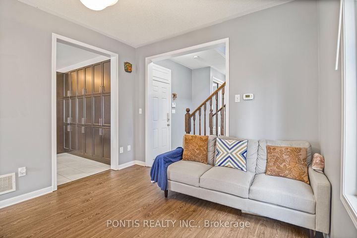 Photo 7 at 25 FRANCIS LUNDY Street, Fletcher's West, Brampton