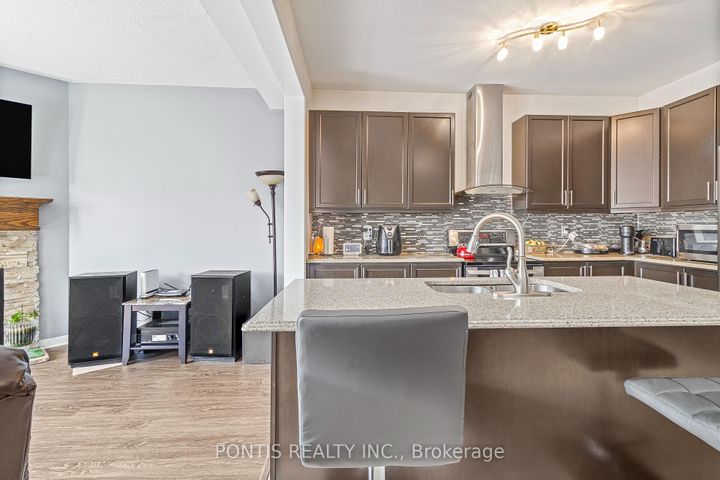 Photo 11 at 25 FRANCIS LUNDY Street, Fletcher's West, Brampton